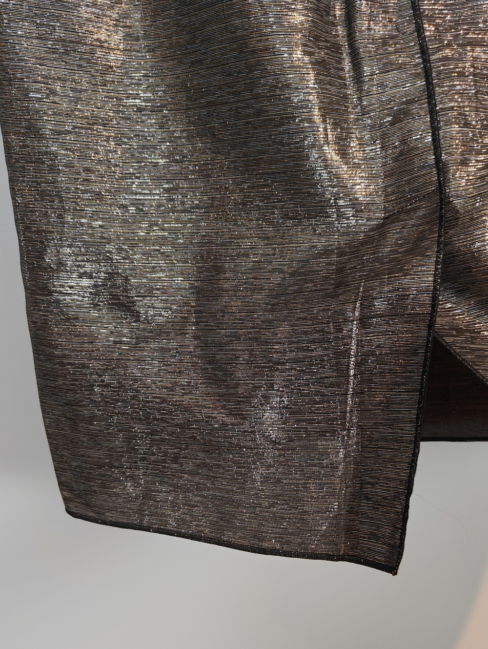 DOLCE & GABBANA NWT Designer Silver and Gold Metallic Silk Skirt Size 44 - Picture 10 of 16